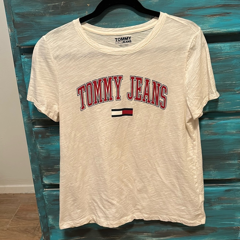 Women’s Tommy Jeans T-shirt size Large off white